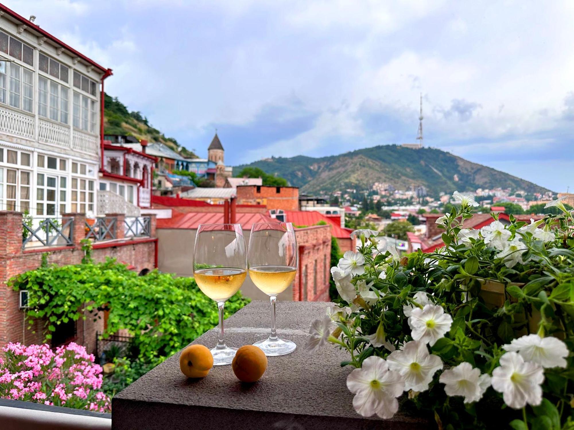 Betlemi Old Town Hotel Тбилиси Экстерьер фото