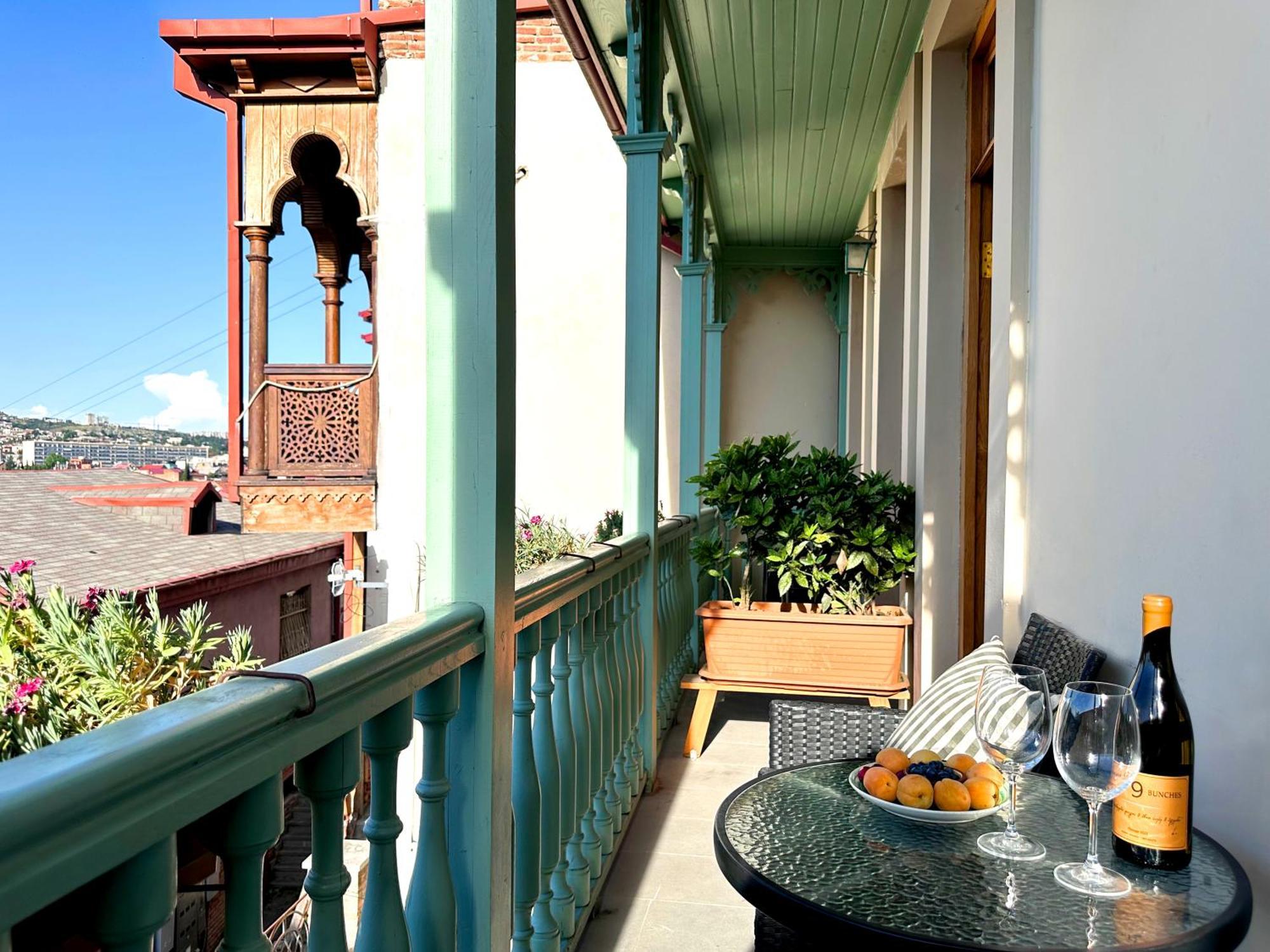 Betlemi Old Town Hotel Тбилиси Экстерьер фото