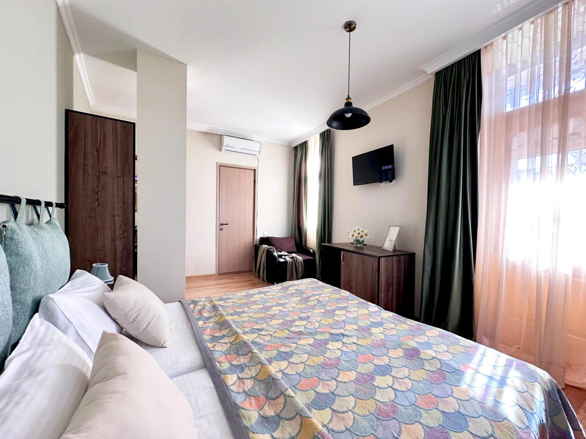 Betlemi Old Town Hotel Тбилиси Экстерьер фото