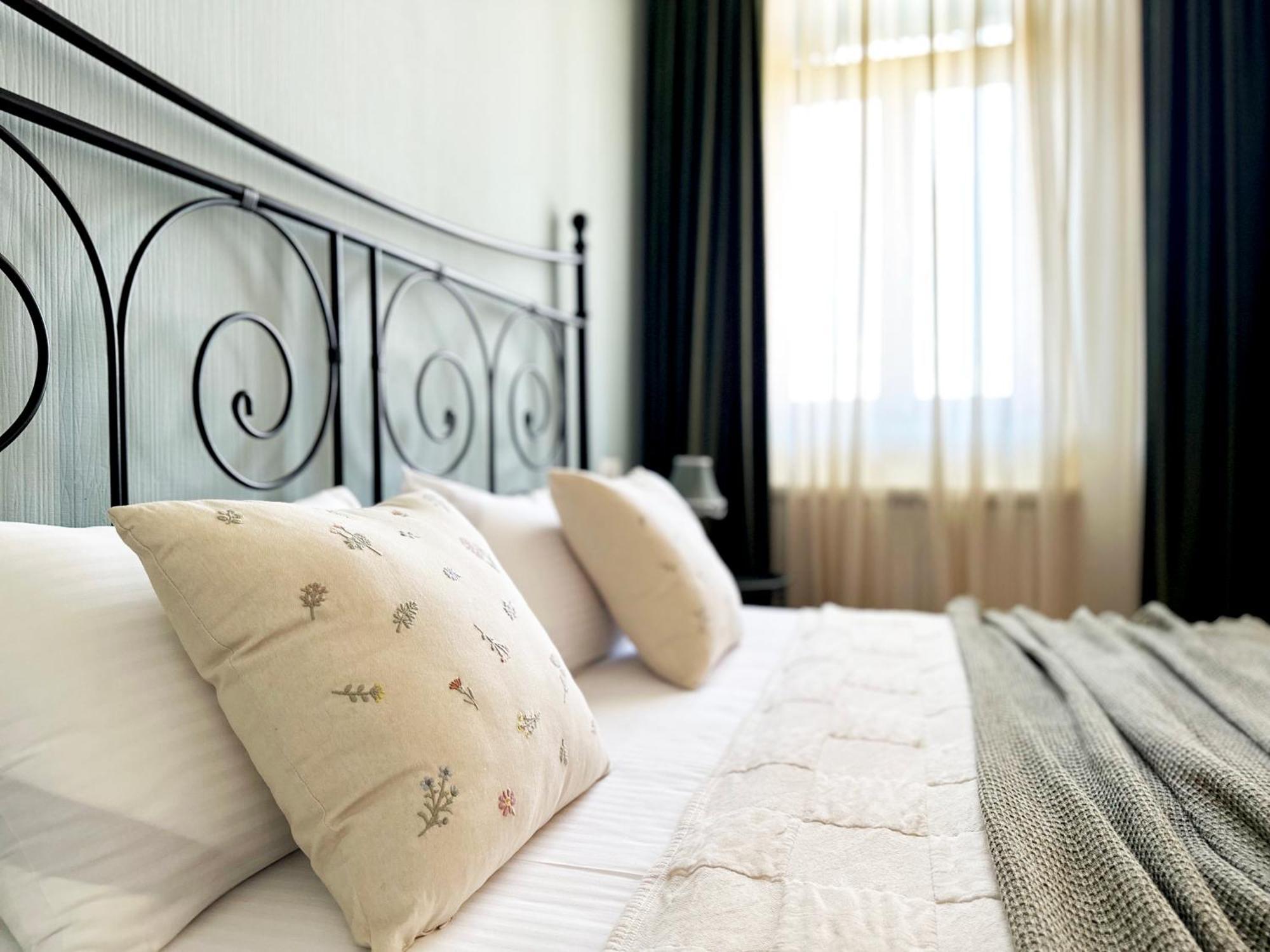 Betlemi Old Town Hotel Тбилиси Экстерьер фото