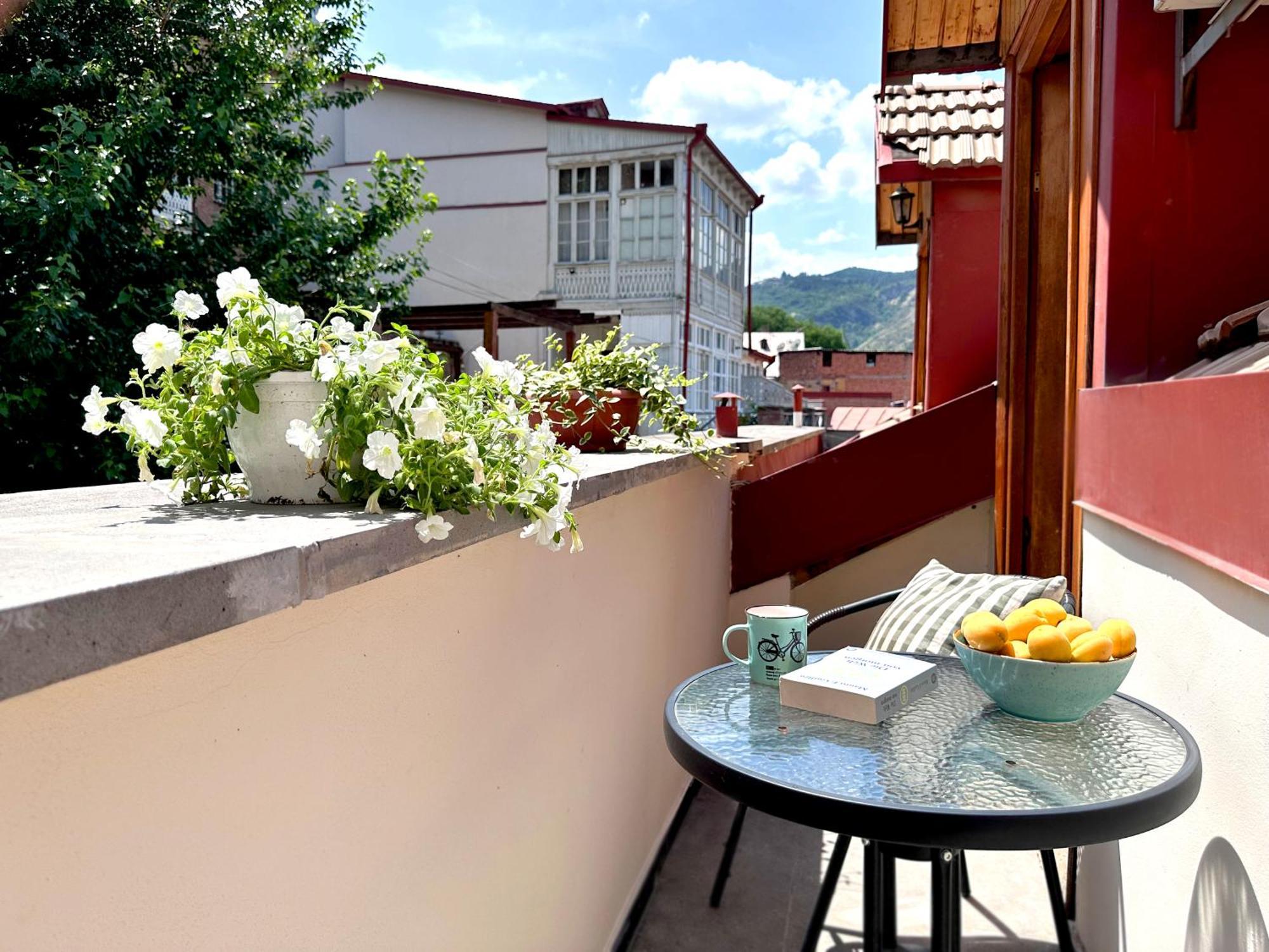 Betlemi Old Town Hotel Тбилиси Экстерьер фото