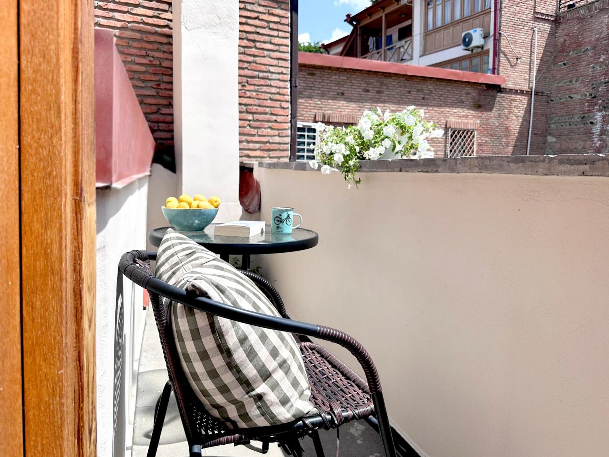 Betlemi Old Town Hotel Тбилиси Экстерьер фото