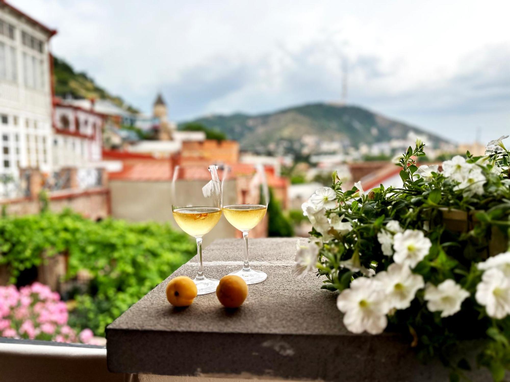 Betlemi Old Town Hotel Тбилиси Экстерьер фото